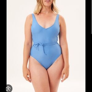 Girlfriend Collective Provence One Piece swimsuit size M